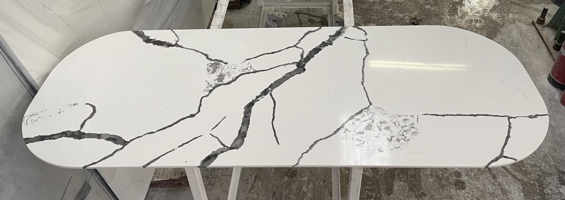 Statuario Black top £ 150 quartz top 20mm