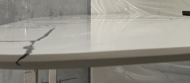 Statuario Black top £ 150 quartz top 20mm