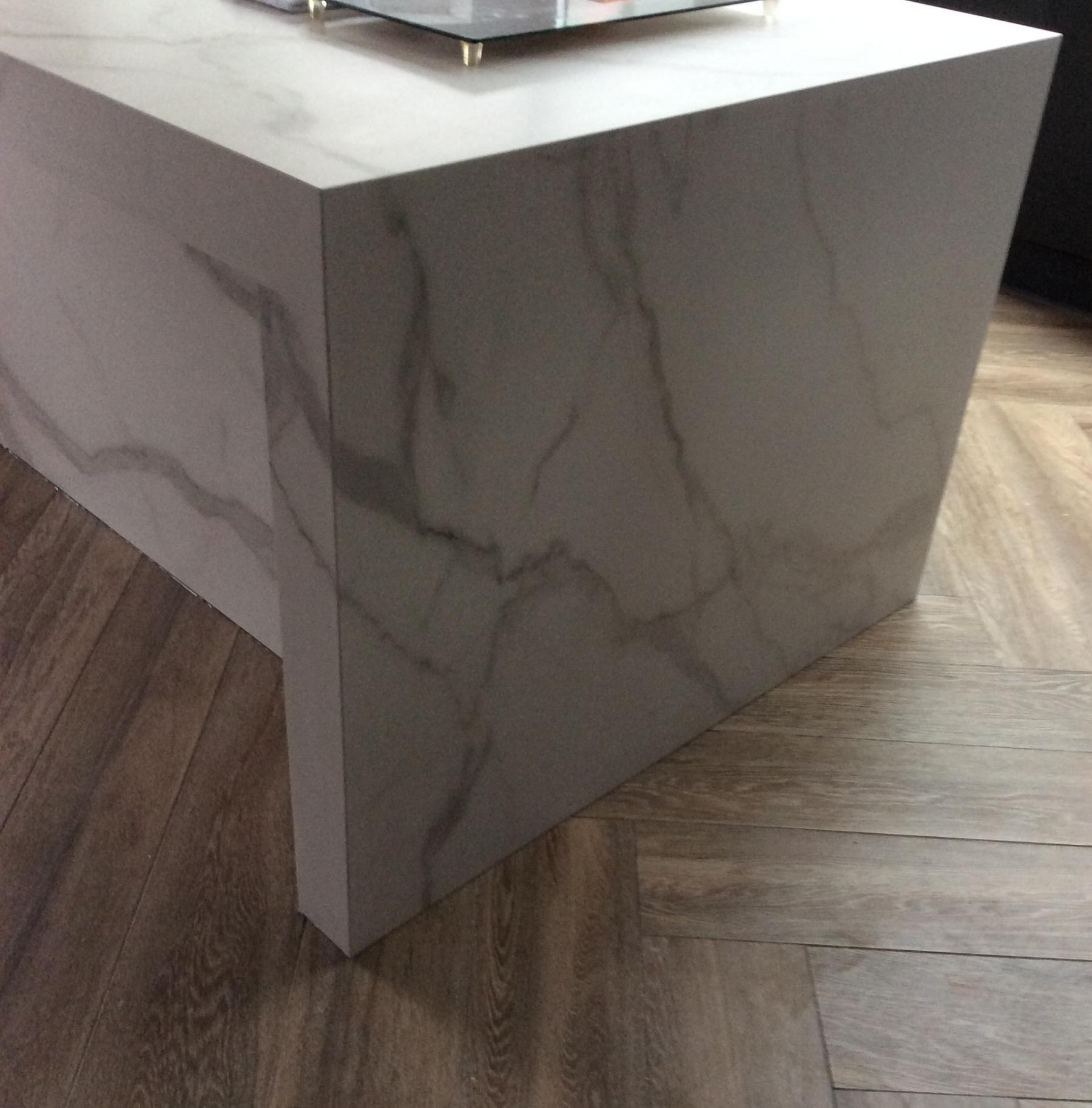Bacon Kallos Mitred Waterfalls polish and matt