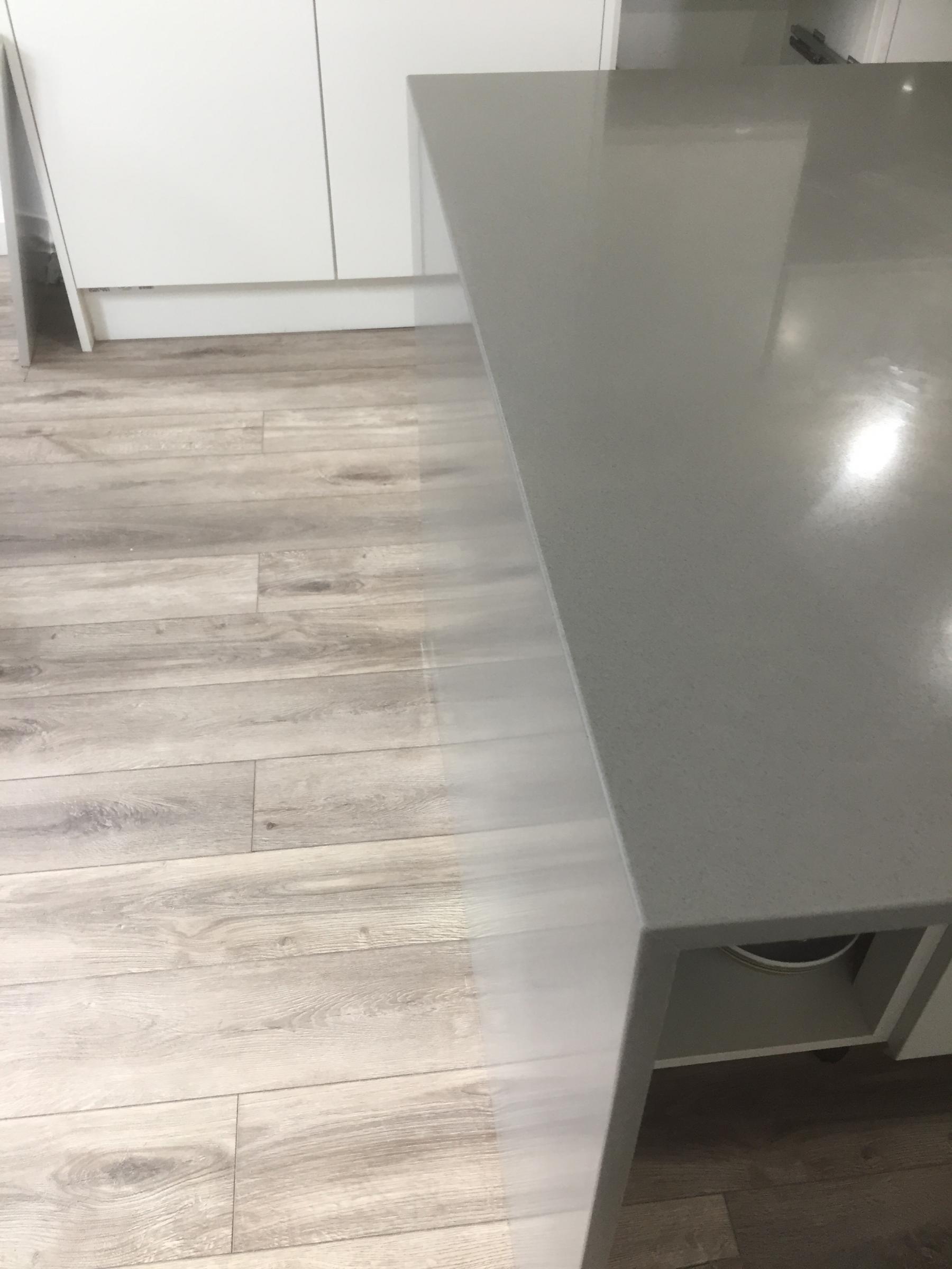 Plomo Grey mitred waterfall 