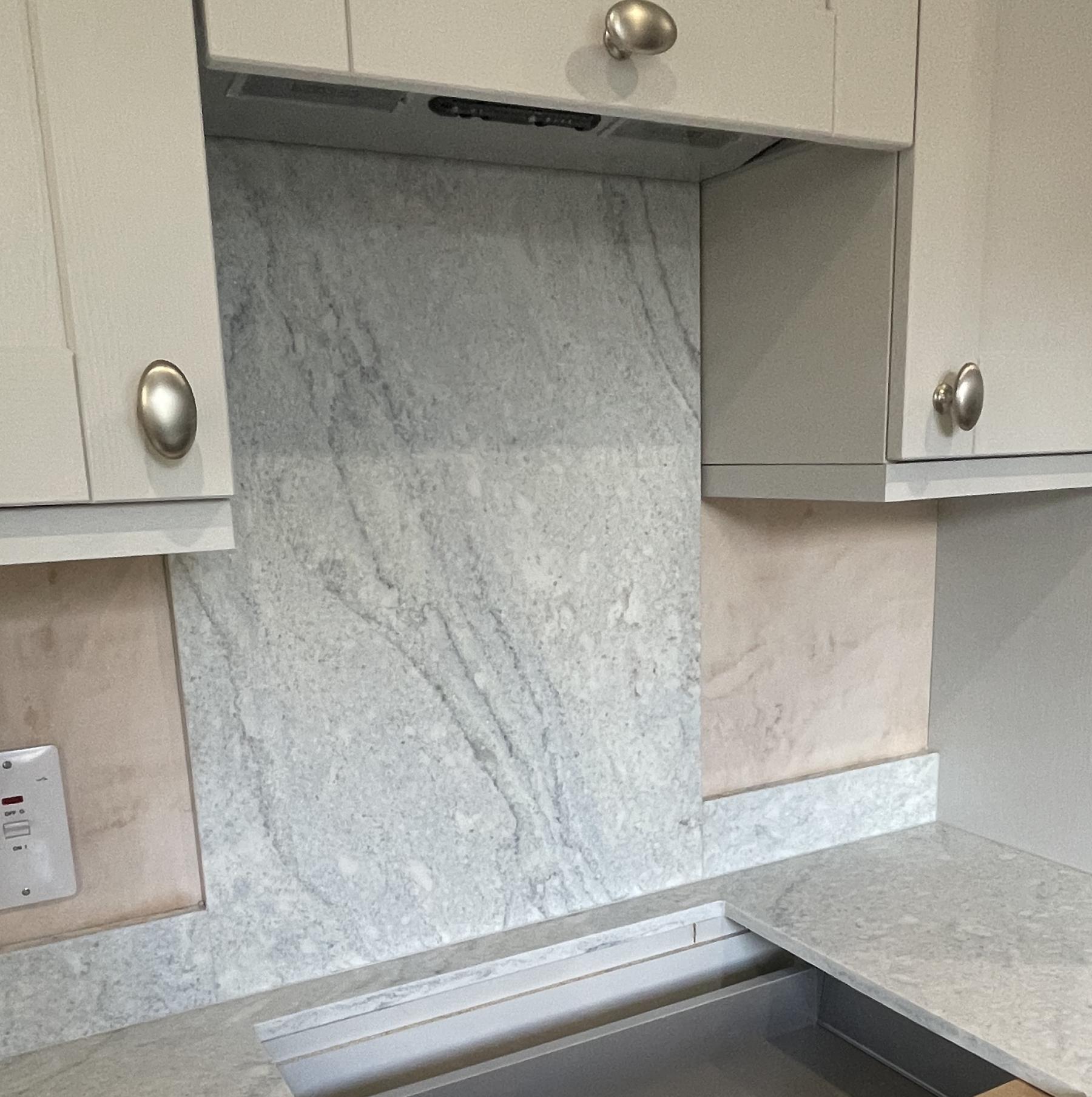 Pacific Blue hob splashback Project: Letchworth polished