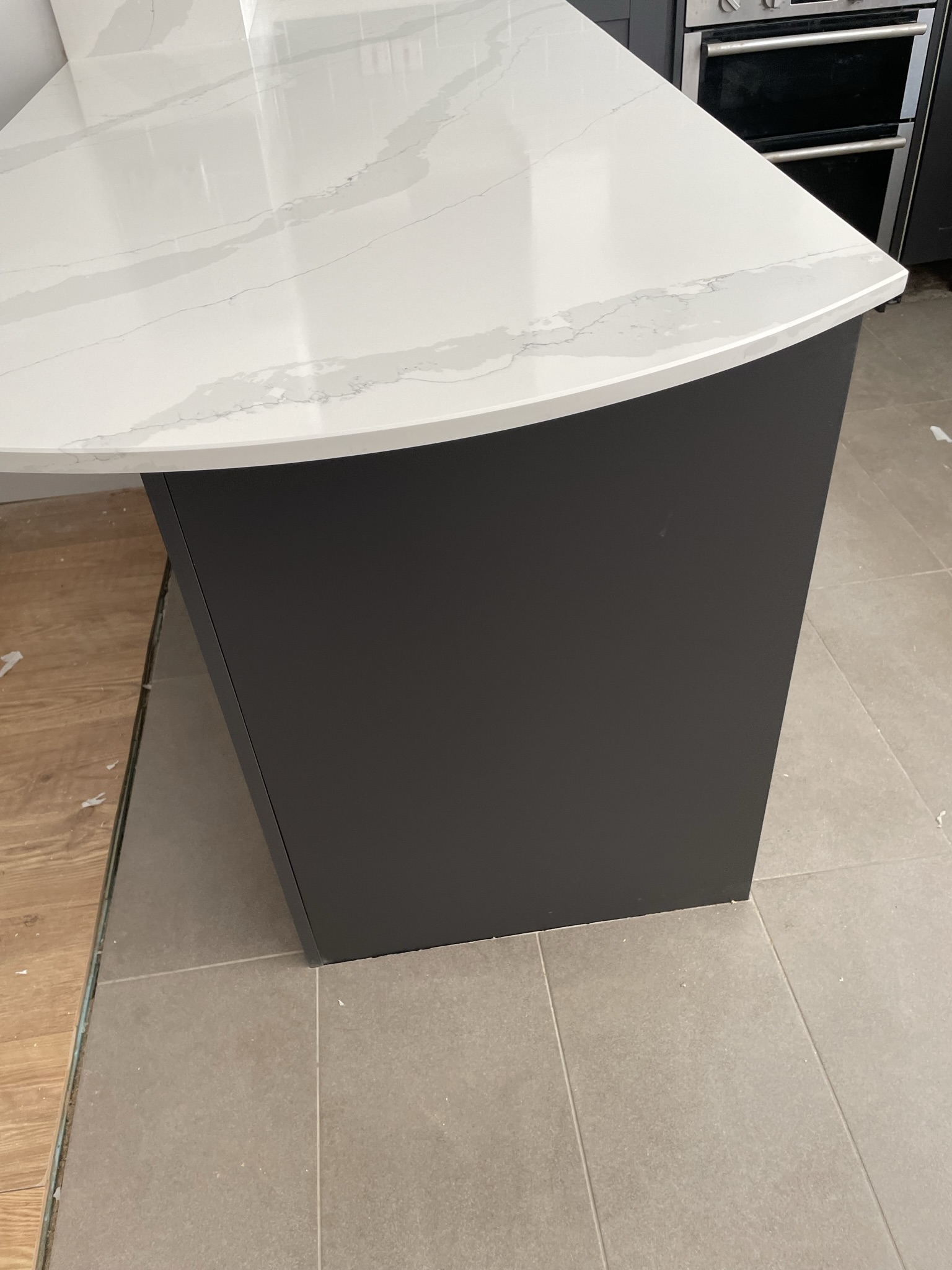 Statuario Oro Project: Baldock polished, bookmatch