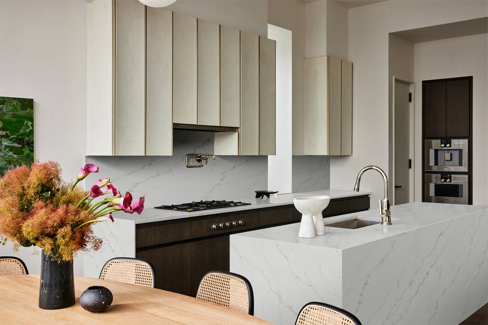 Calacatta Gold island polished