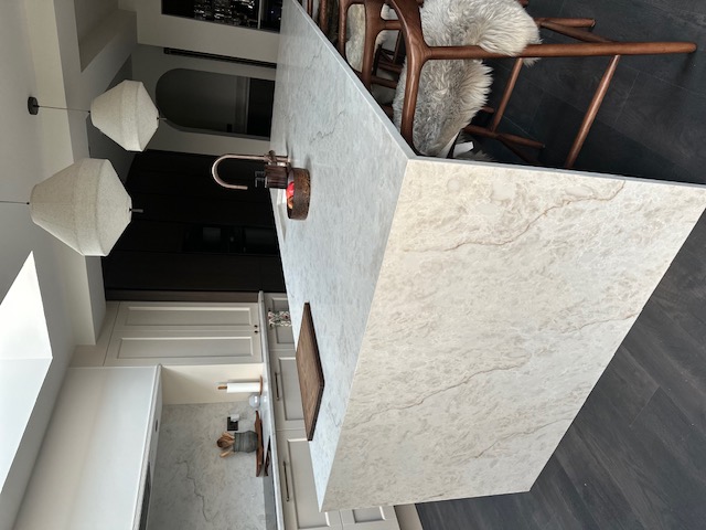 Taj Mahal Extra waterfall Project: Moggerhanger polished, backlit