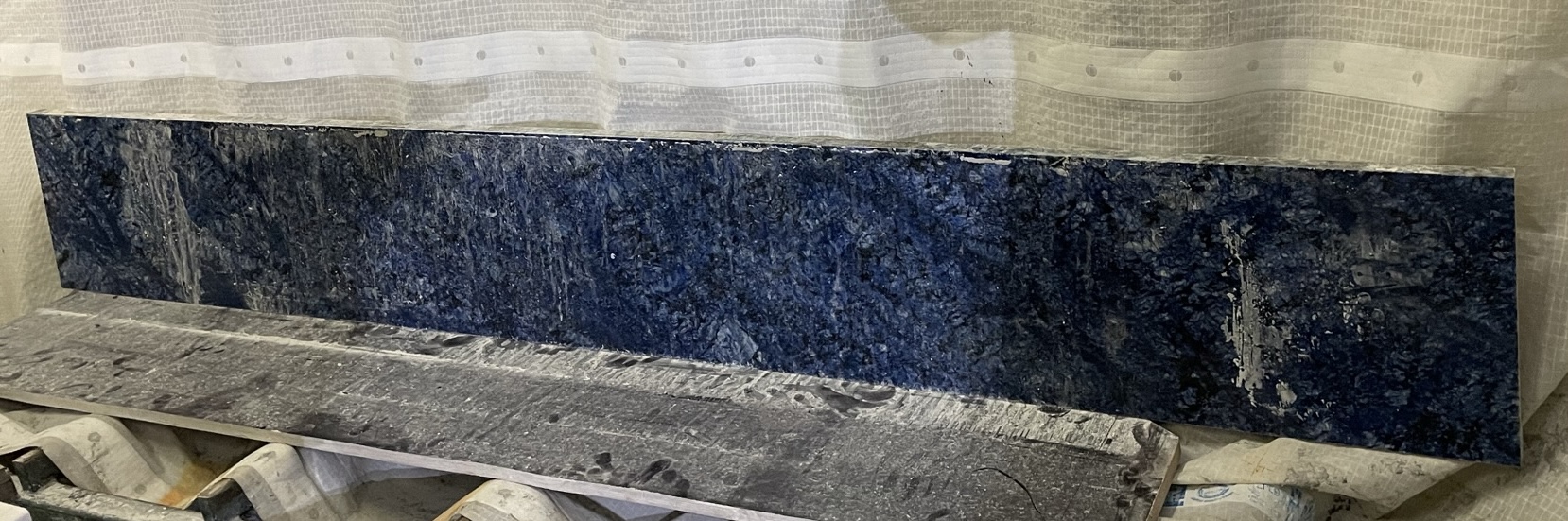 Blue Mare 2320x330 natural quartzite 30mm