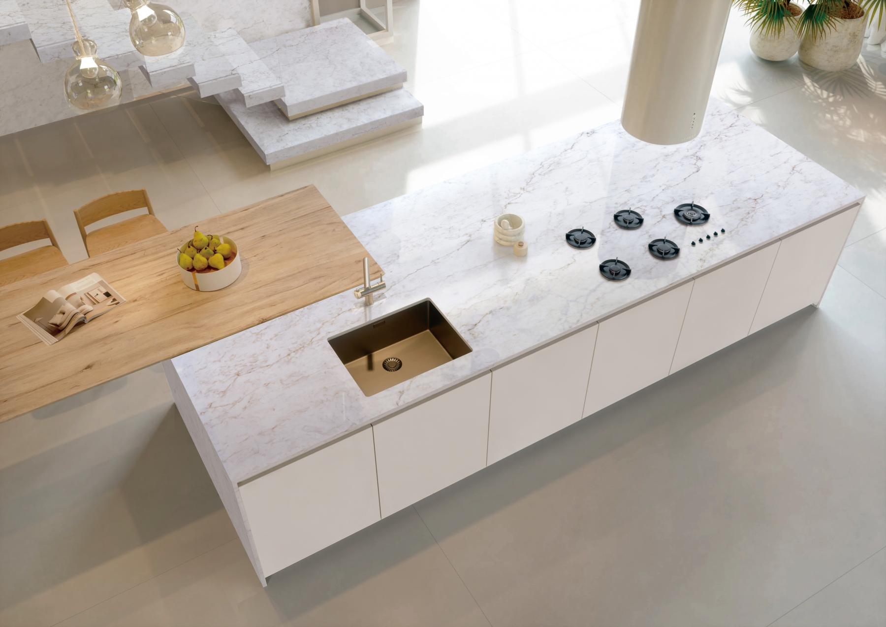 Venatina Perla island polished