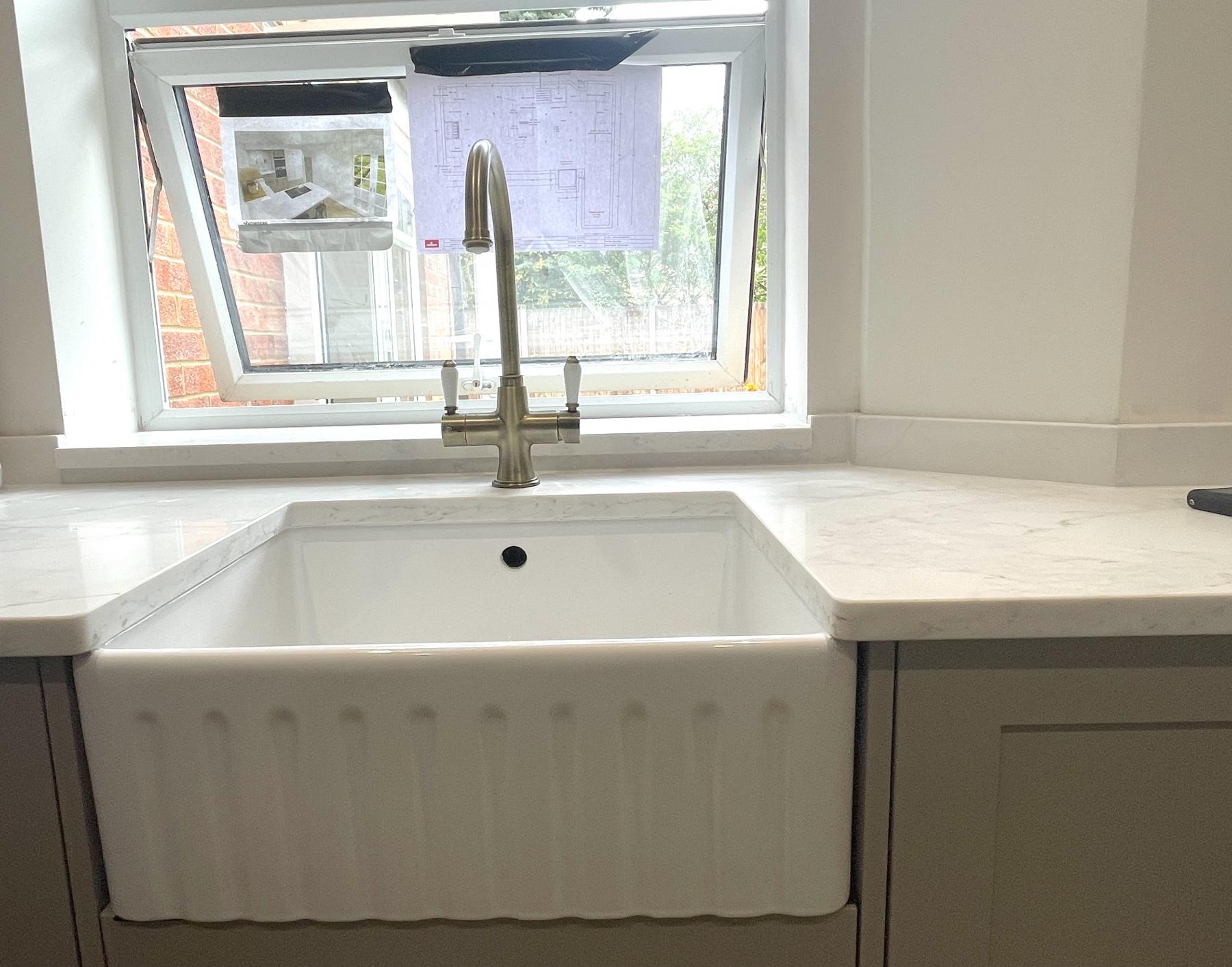 Arabescato Gold Belfast sink Project: Baldock polished