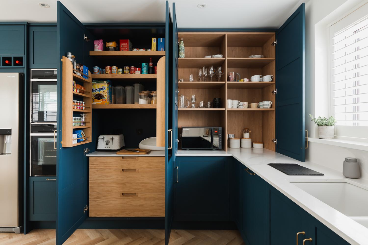 Statuario Oro project: Letchworth  - Worktops and Islands Gallery -  Home Smart Systems