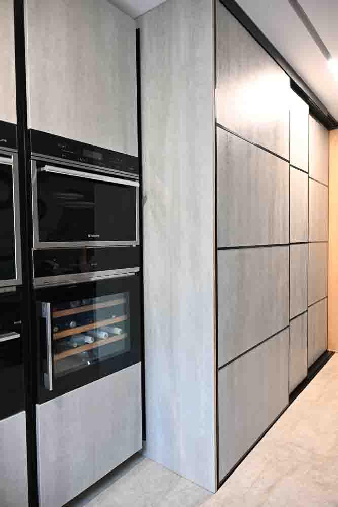 Blaze Grey ceramic kitchen furniture project: Hatfield  - Worktops and Islands Gallery -  Home Smart Systems