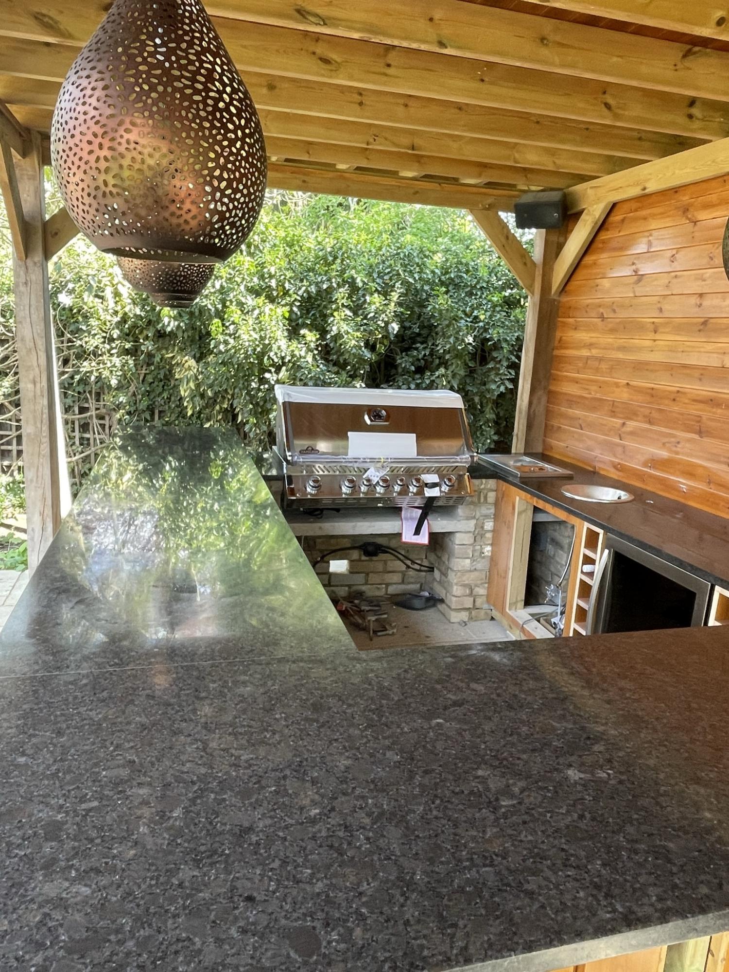 Granite Coffee Brown  - Outdoor kitchens, barbecues, bars -  Home Smart Systems