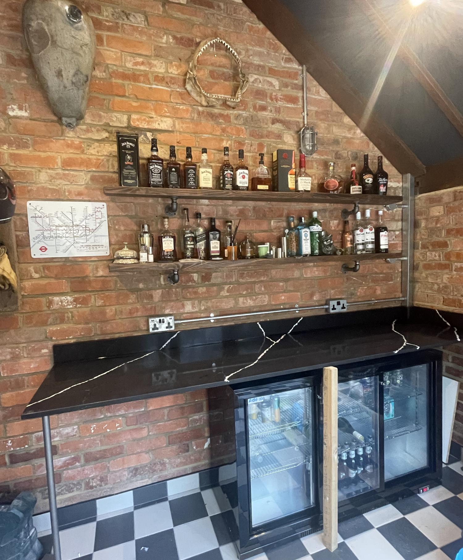 Bar Quartz Nero Marquina  - Outdoor kitchens, barbecues, bars -  Home Smart Systems